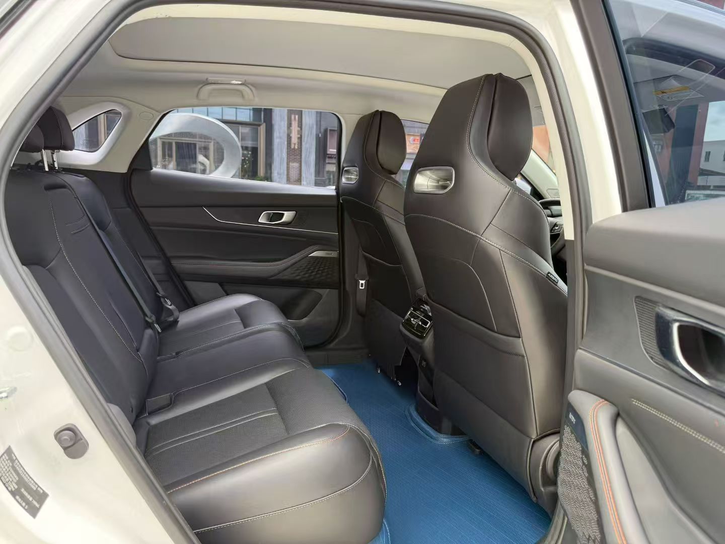 2021 Changan UNI-K 2.0T Luxury Model
