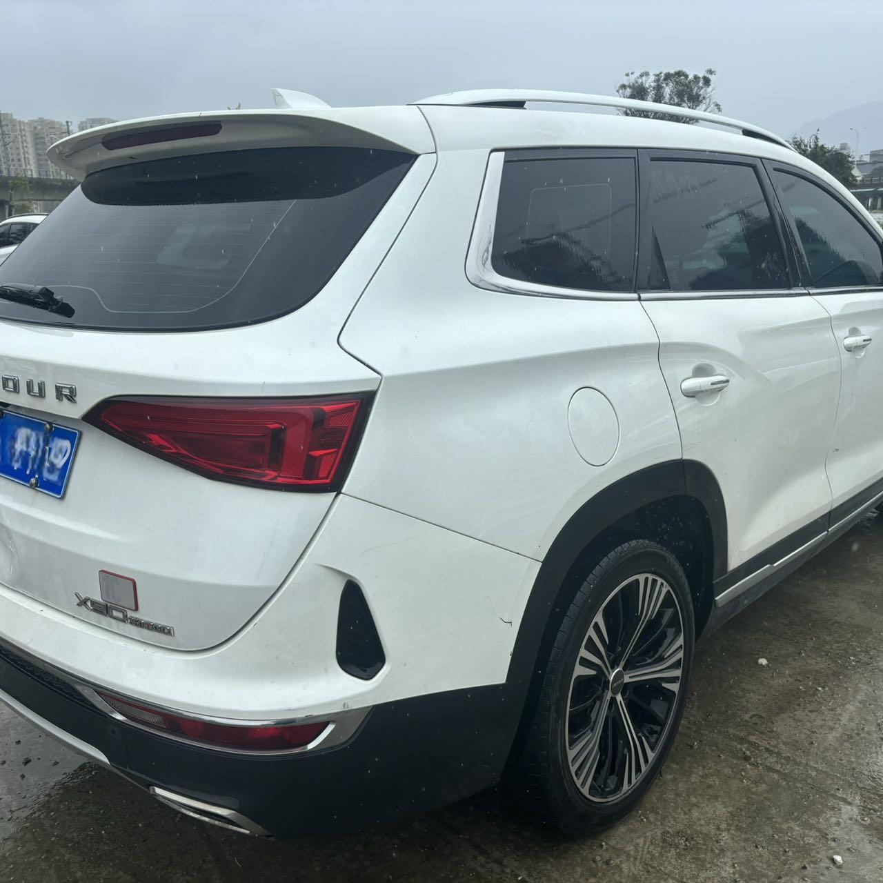 2021 JETOUR X90 1.6T DCT YINGYU EDITION 6-SEATER2021款