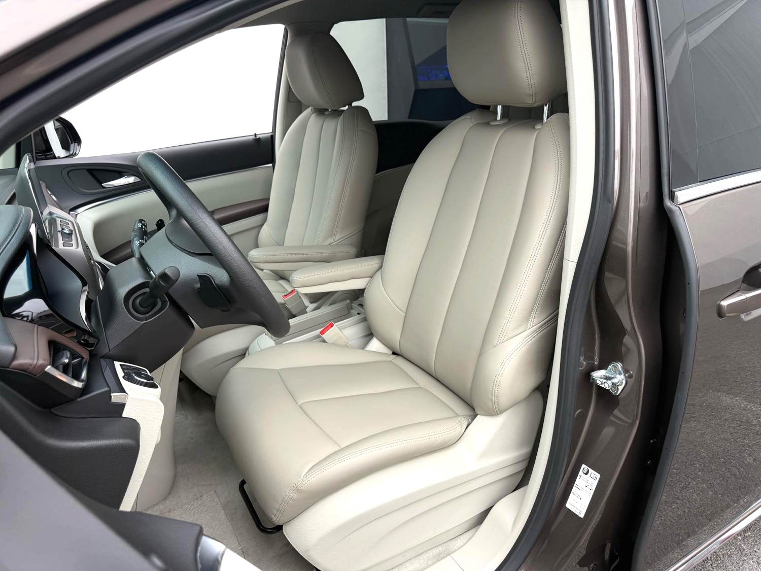 2023 Buick GL8 Land Business Cabin Comfort Edition
