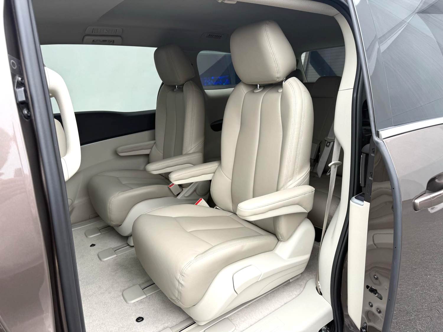 2023 Buick GL8 Land Business Cabin Comfort Edition