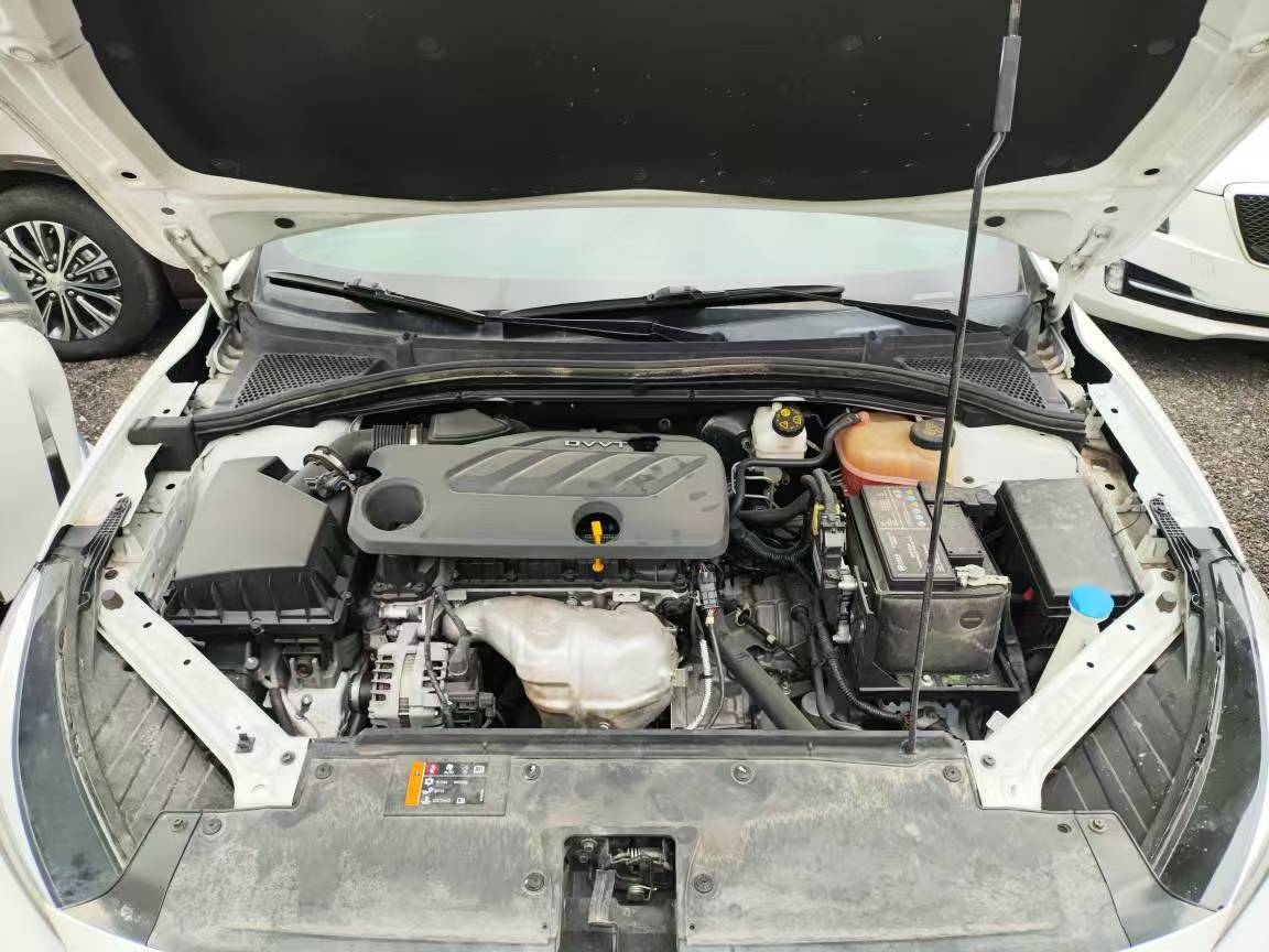 2021 MG5 180DVVT CVT Youth Luxury Edition