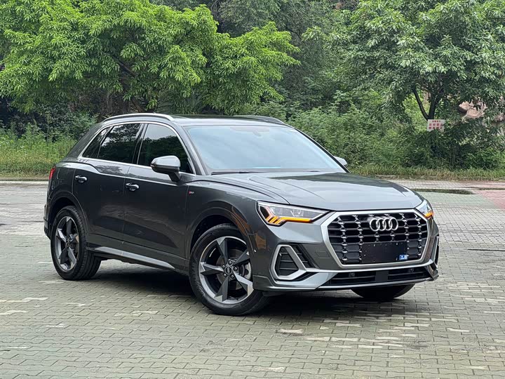 2022 Audi Q3 35 TFSI Sport Edition