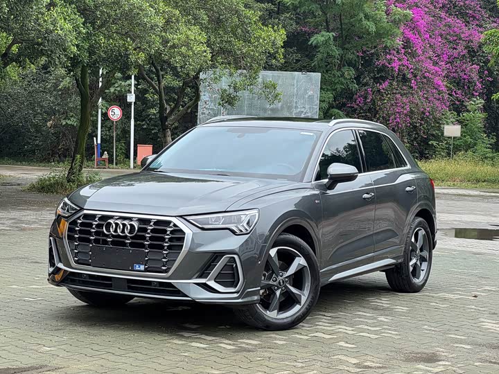 2022 Audi Q3 35 TFSI Sport Edition