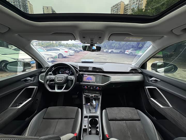 2022 Audi Q3 35 TFSI Sport Edition