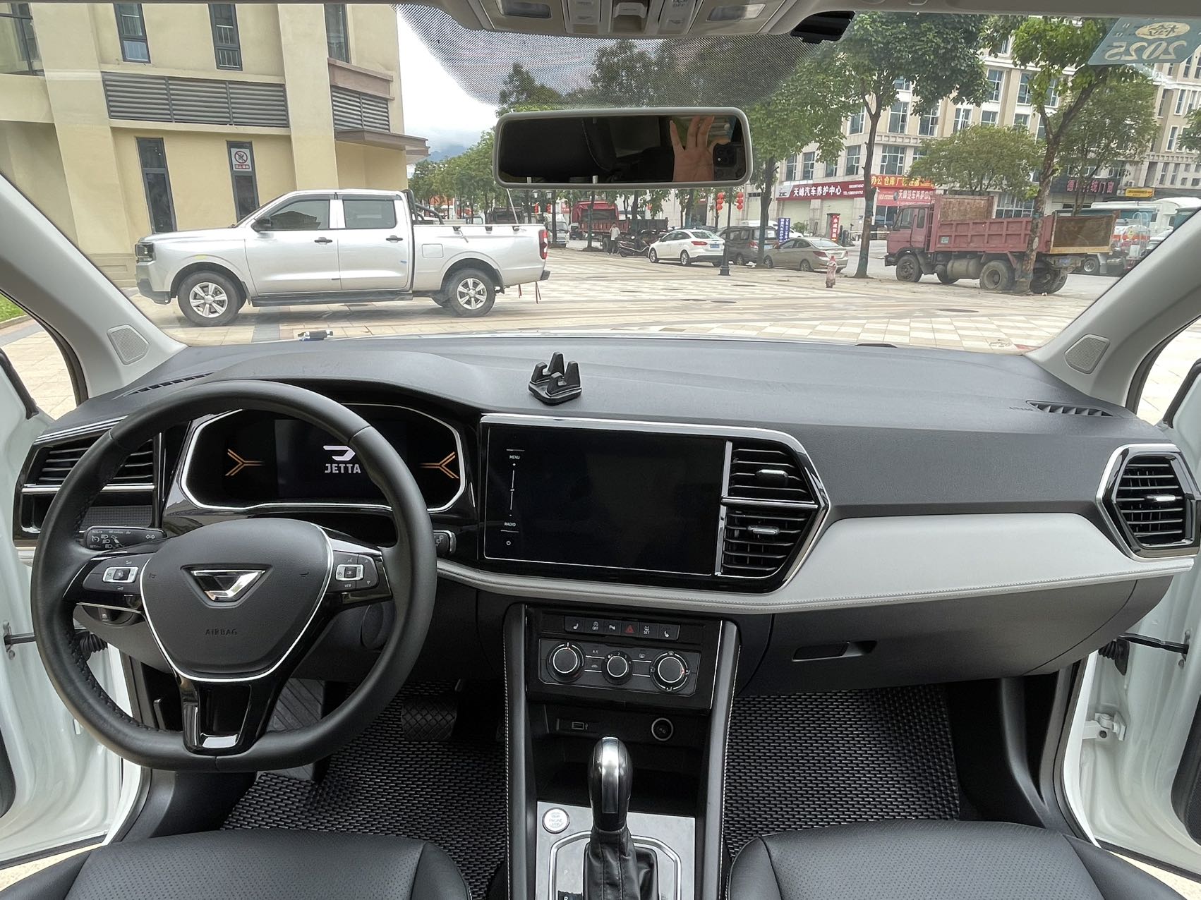 2023 Jetta VS7 280TSI Auto Enjoy Trim