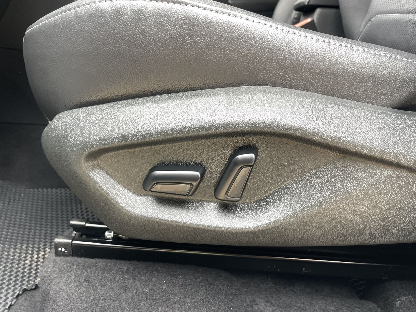 2023 Jetta VS7 280TSI Auto Enjoy Trim