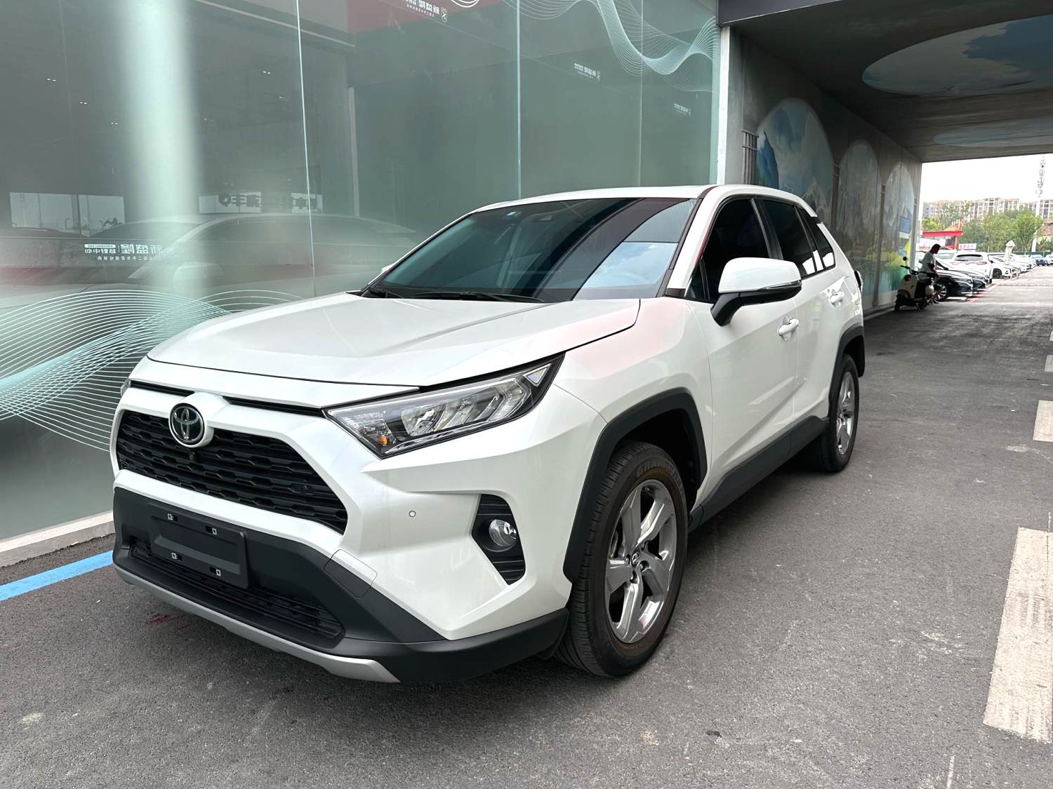 2023 Toyota RAV4 2.0L FWD Urban Edition