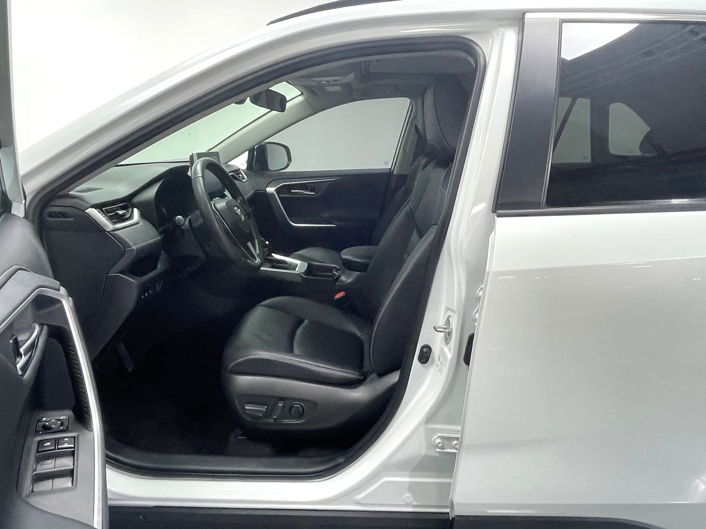 2020-2021 Toyota RAV4 2.0L FWD CVT