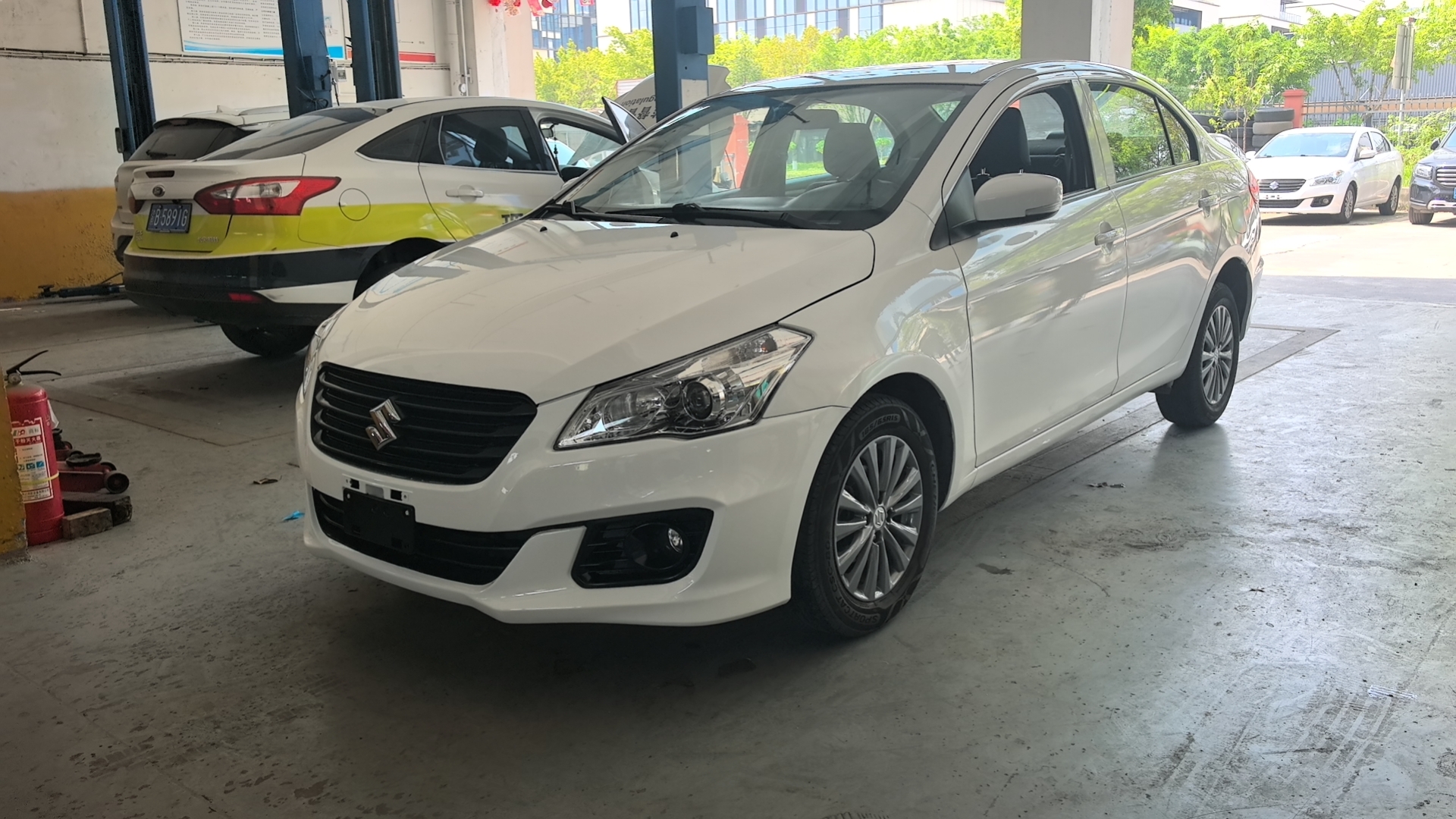 2016 Suzuki Alivio 1.6L MT Dual Fuel (CNG & Gasoline)