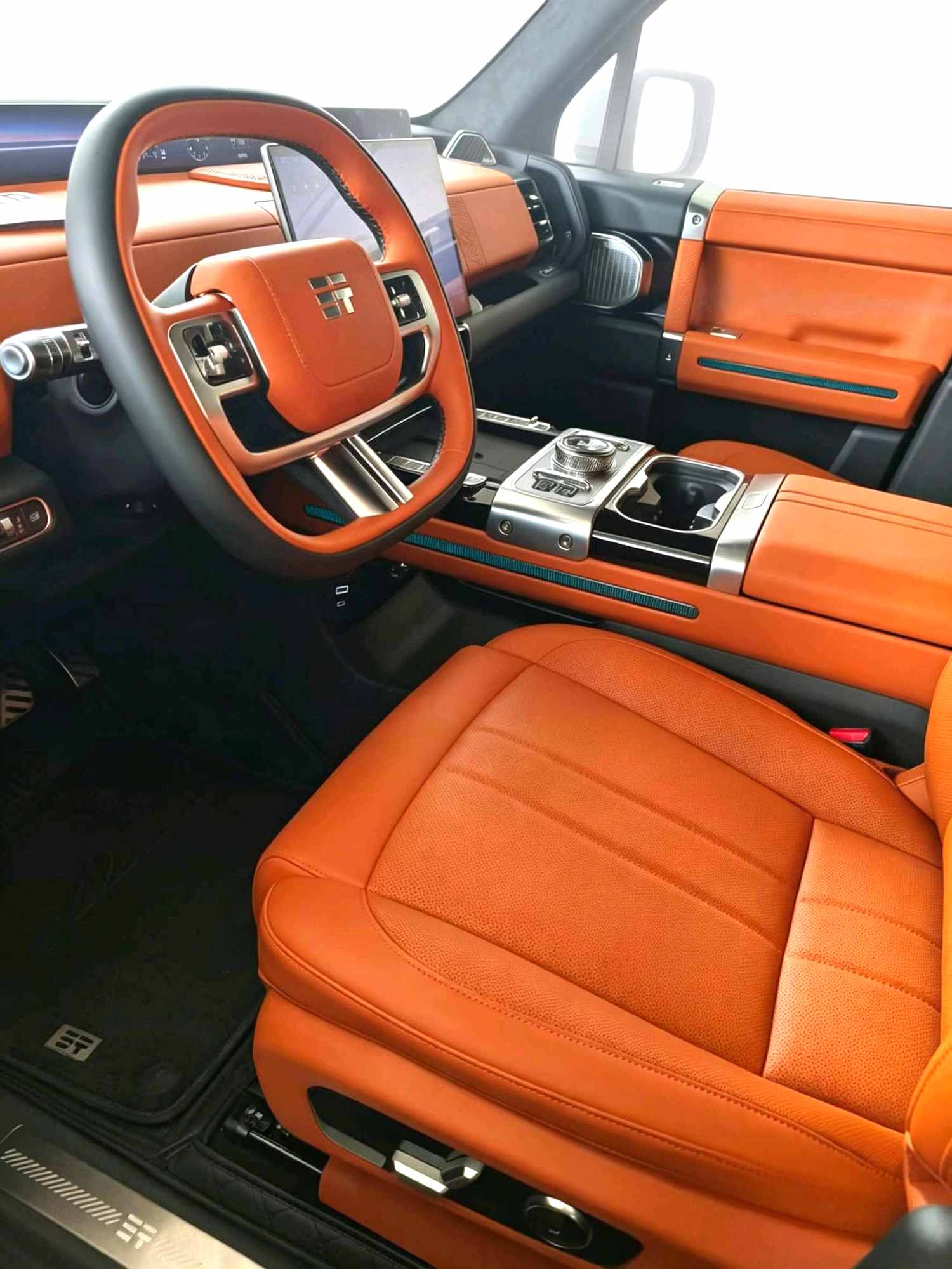 2025 Jetour Zongheng  G700 CDM-O 2.0T Enjoy Trim 6-Seater