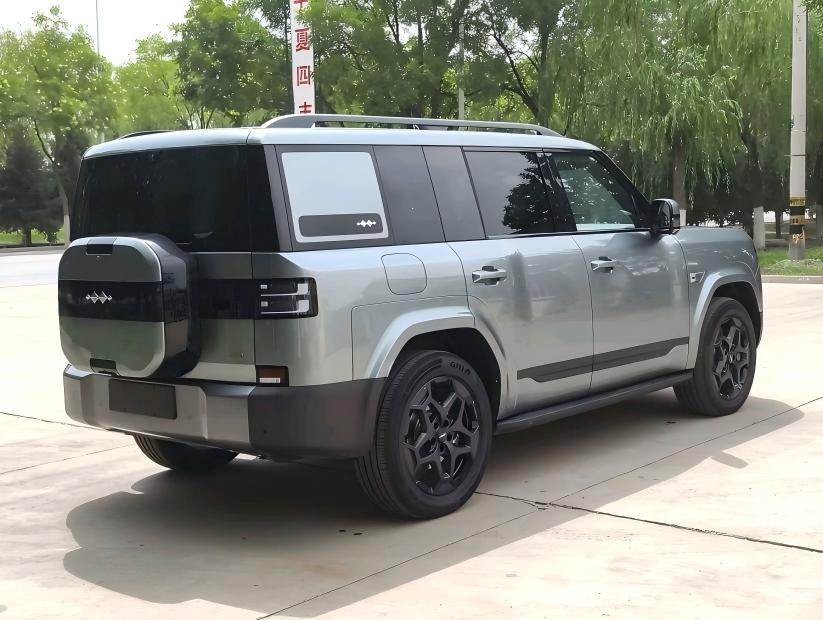 2025 Equation Leopard  Titanium 7 1.5T  190KM 4WD Ultra Version