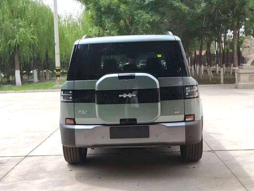 2025 Equation Leopard  Titanium 7 1.5T  190KM 4WD Ultra Version