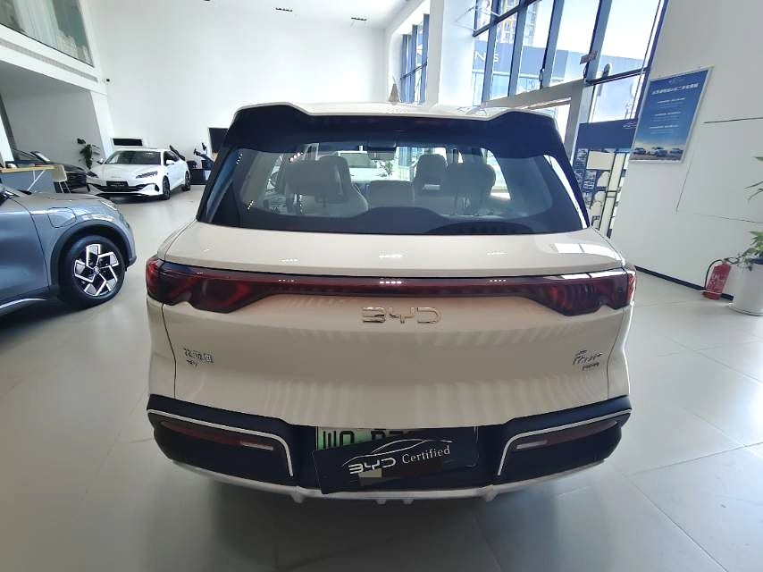 2025 BYD  Yuan UP Intelligent Driving Edition 401KM Dynamic Version Automatic