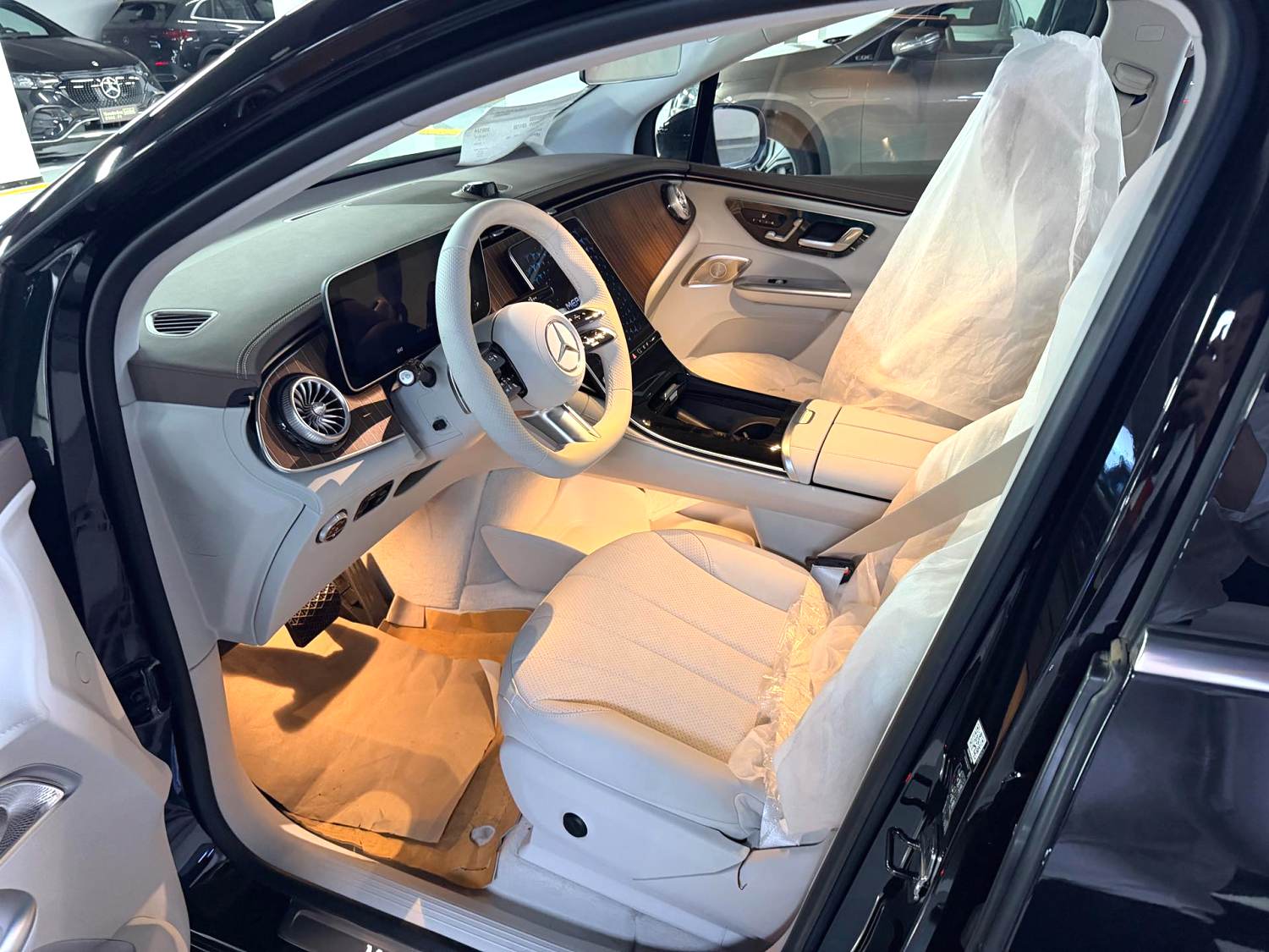 2024 Mercedes-Benz EQE SUV 500 Pioneer Edition