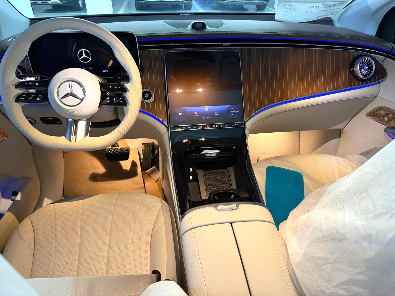 2024 Mercedes-Benz EQE SUV 500 Pioneer Edition